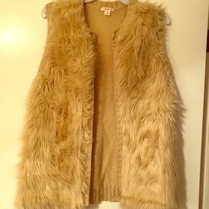 Fur sweater vest